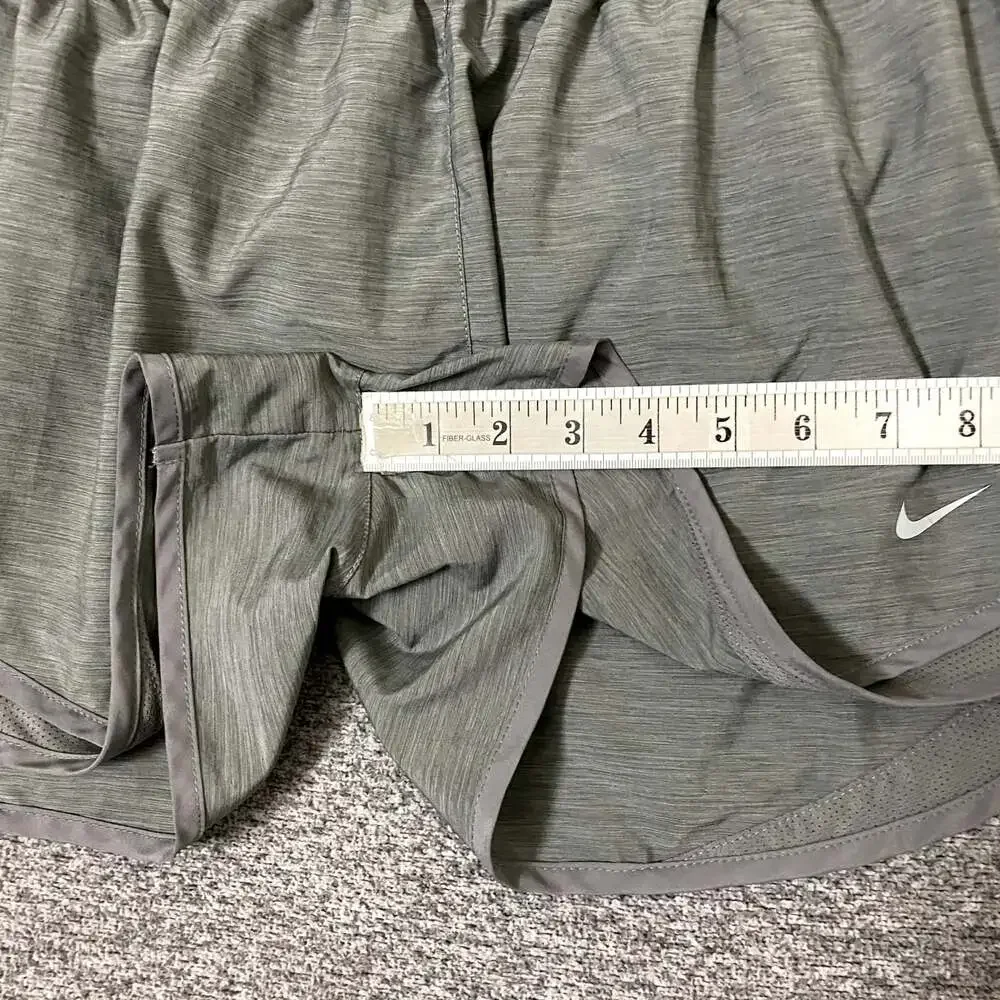 Nike Women’s Size XL Gray Lined Polyester Activewear Skorts